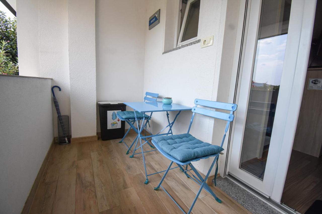 Apartmaji Sobe Zvezda Pobegi Buitenkant foto