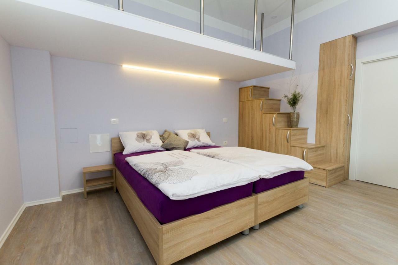 Apartmaji Sobe Zvezda Pobegi Buitenkant foto