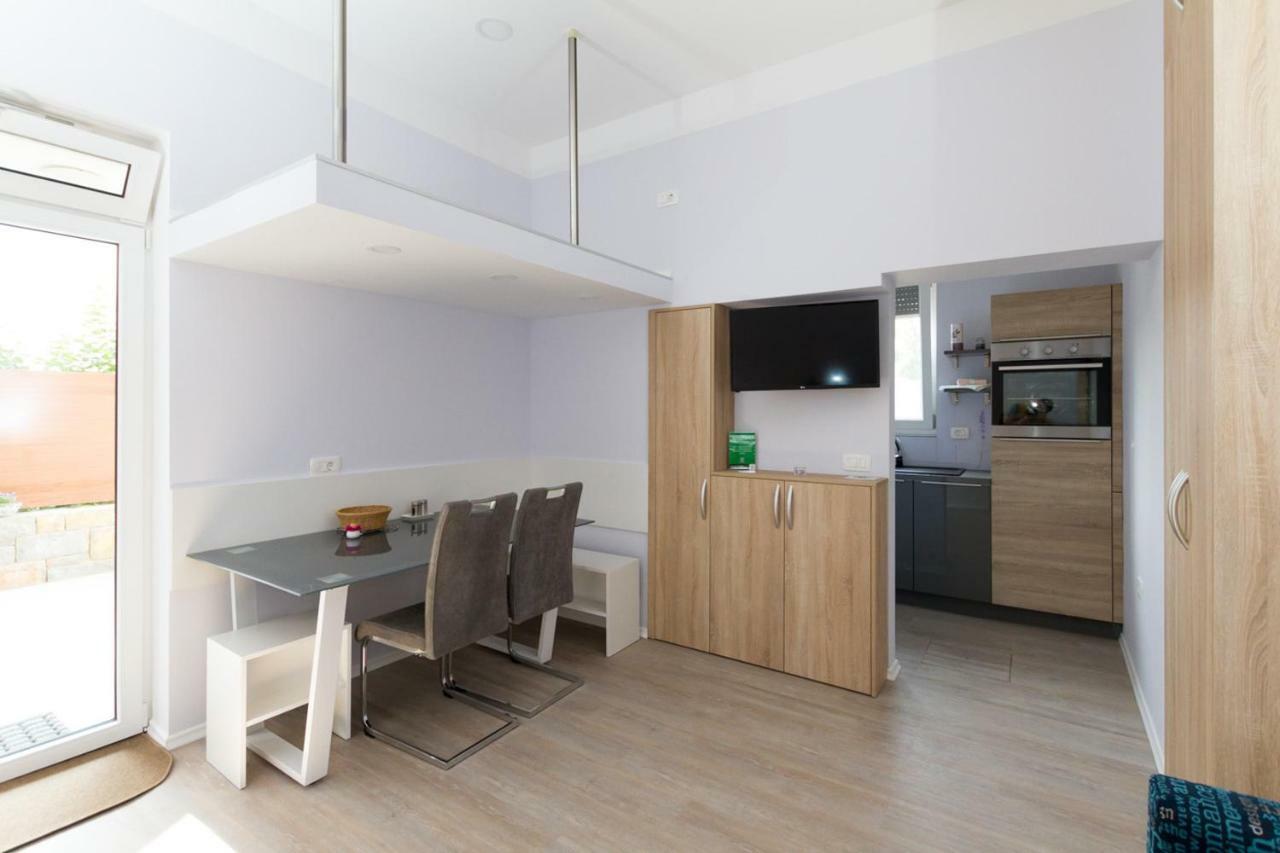 Apartmaji Sobe Zvezda Pobegi Buitenkant foto
